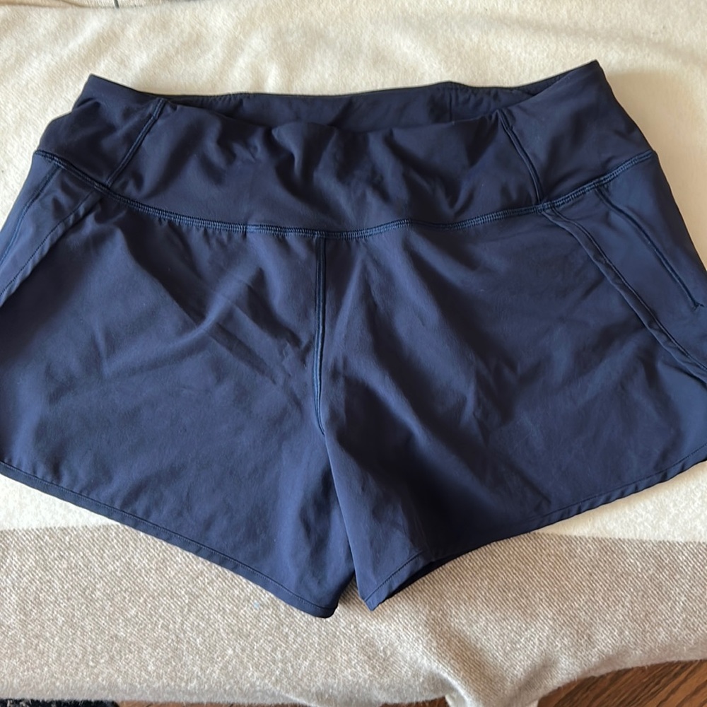 Yoga shorts